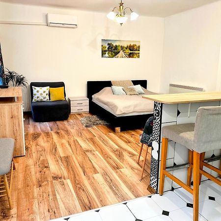 Dob71-Cozy Flat In The Center Of Budapest- Recently Renovated Budapeste Exterior foto
