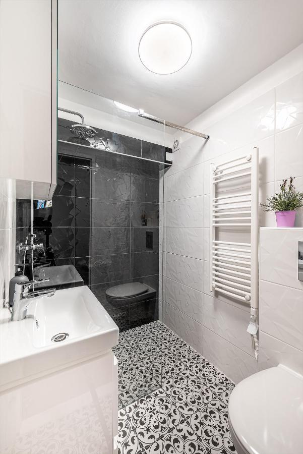 Dob71-Cozy Flat In The Center Of Budapest- Recently Renovated Budapeste Exterior foto