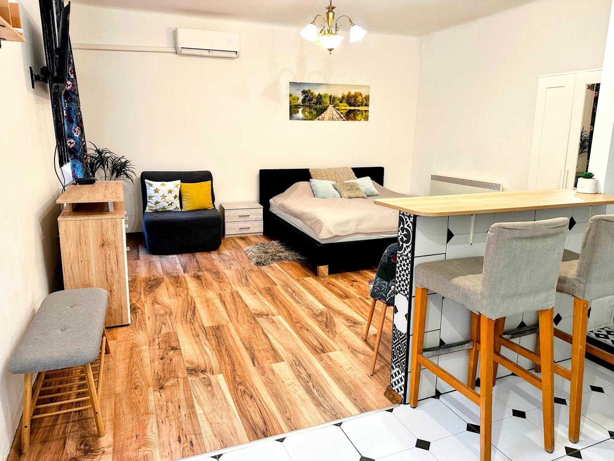 Dob71-Cozy Flat In The Center Of Budapest- Recently Renovated Budapeste Exterior foto
