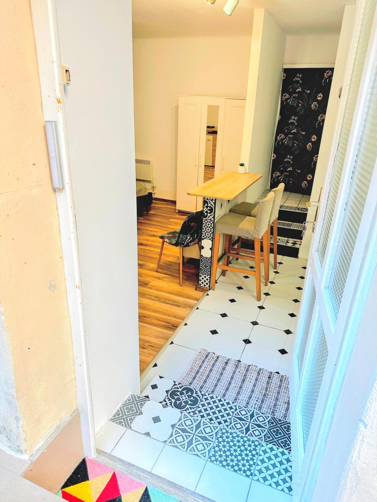 Dob71-Cozy Flat In The Center Of Budapest- Recently Renovated Budapeste Exterior foto
